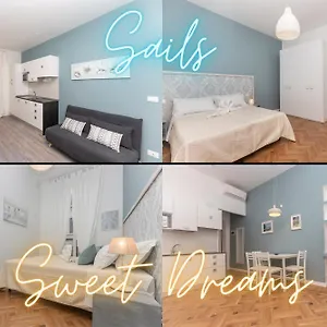 Homes In Apartment
